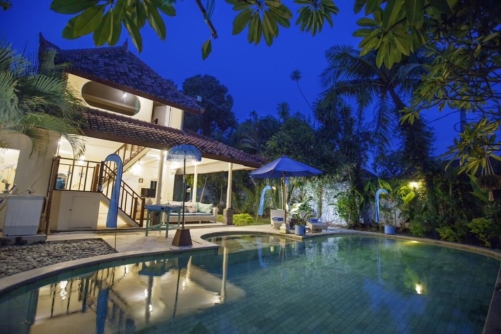Villa Alam Biru Gardenia Seminyak Buitenkant foto